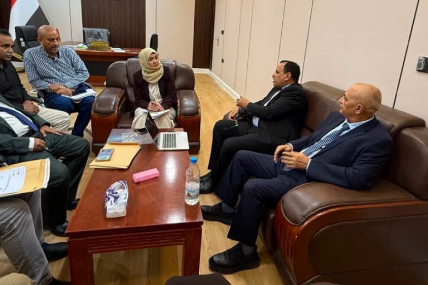اجتماع مشترك لوزيرة الشؤون القانونية ووزيري المياه والبيئة والزراعة والثروة السمكية يبحث تعزيز التنسيق القانوني وحماية أصول الدولة
