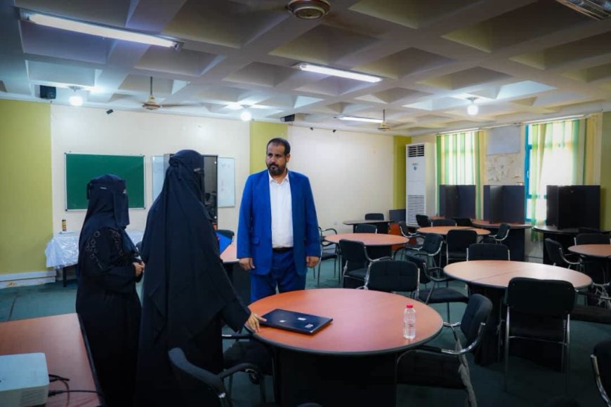 الوكيل الجهوري يطّلع على سير العمل بالإدارة العامة لبحوث التنمية الإدارية والتدريب ويؤكد دعم تطوير الأداء المؤسسي