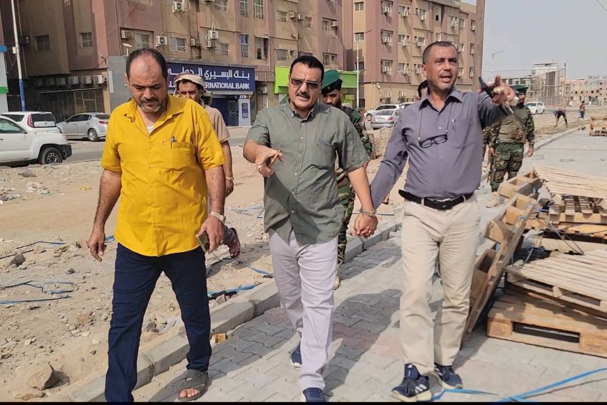 مدير عام البريقة يثمن دور القطاع الخاص في تحسين الصورة الجمالية للمديرية