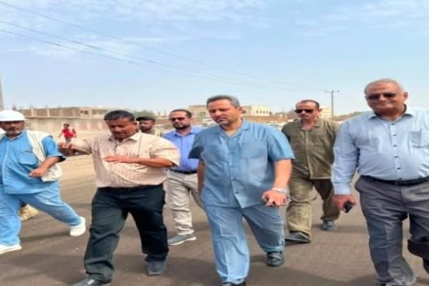 محافظ لحج "مراد الحالمي "يدشن أعمال سفلتة طريق (الحوطة – نوبة دكيم) ضمن مشروع الصيانة الروتينية