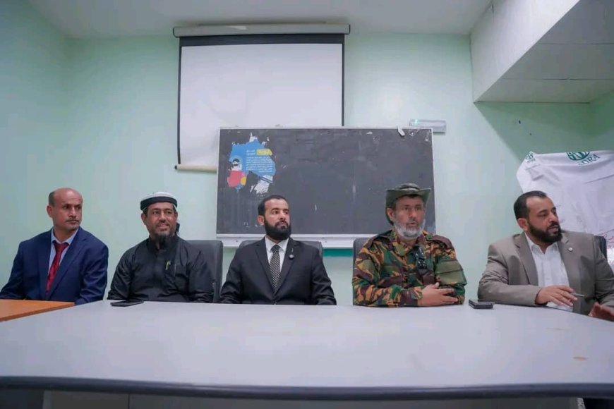 عاجل.. محافظ أبين يشكّل لجنة تحقيق في مستشفى الرازي ويؤكد أن قرار الإقالة جاهز(شاهد بالفيديو)
