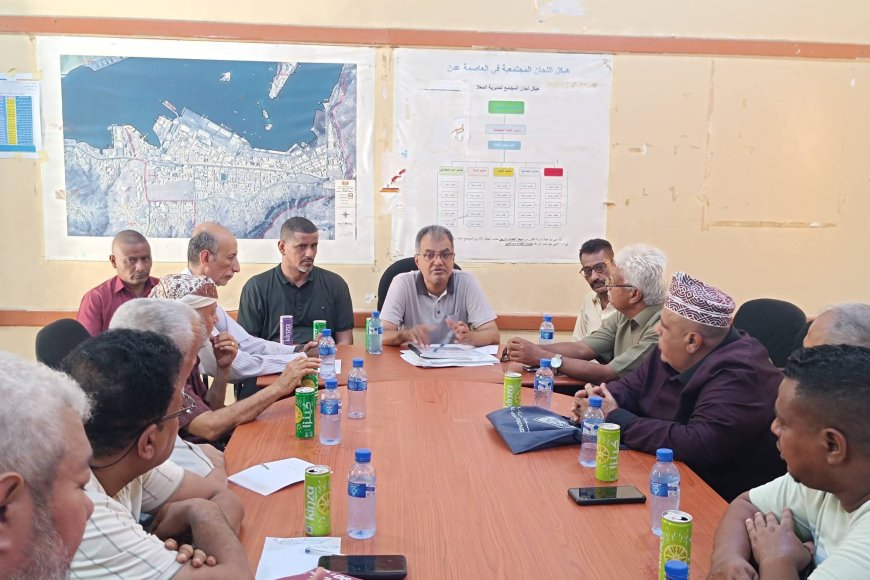الأستاذ عدنان القلعة يشارك اللجان المجتمعية بالمعلا اجتماعها الدوري ويؤكد أهمية تعزيز العمل المجتمعي