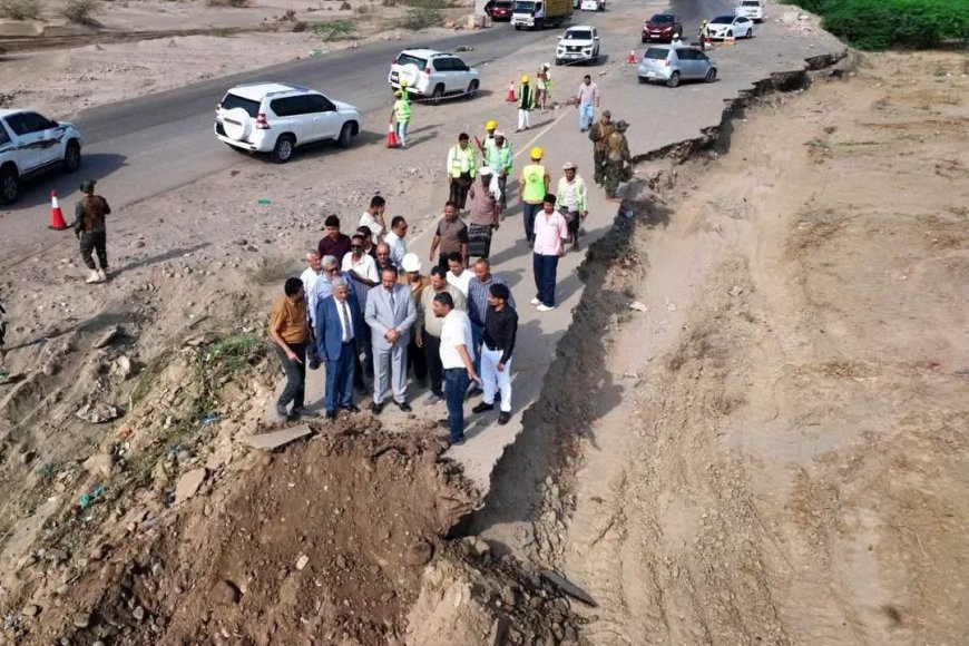 وزير الأشغال يدشن مشروع إعادة إنشاء جسر وادي بناء في محافظة أبين