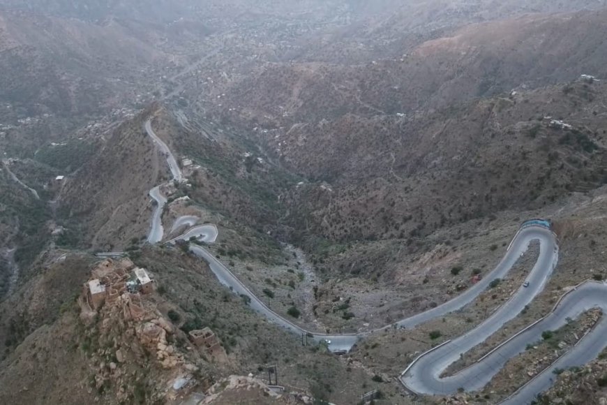 ‏هيجة العبد.. من «طريق الموت» إلى شريان آمن يخدم 5 ملايين يمني