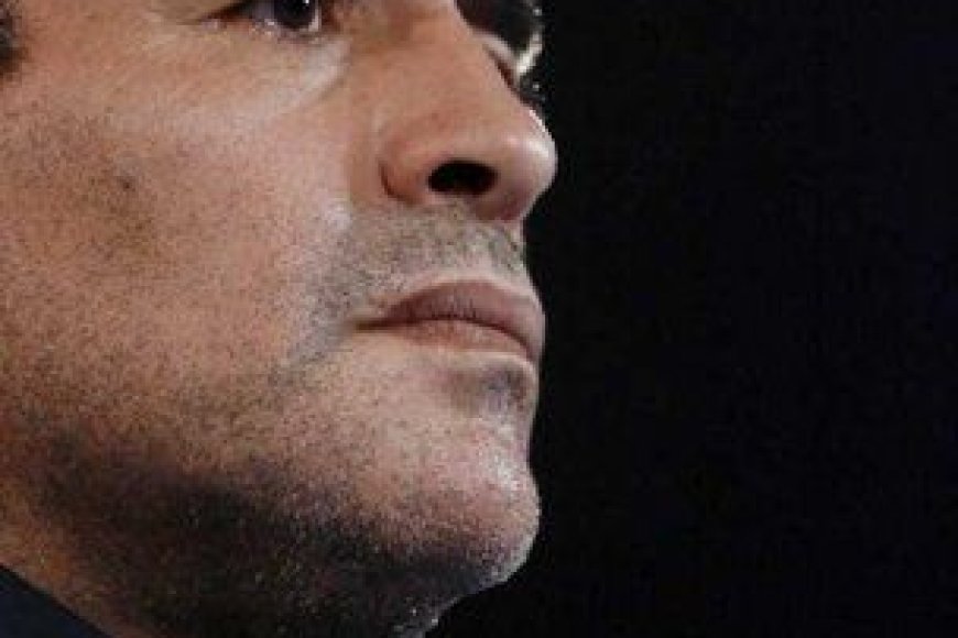 محاكمة أطباء اللاعب مارادونا تكشف المزيد عن أسباب وفاته .. تفاصيل