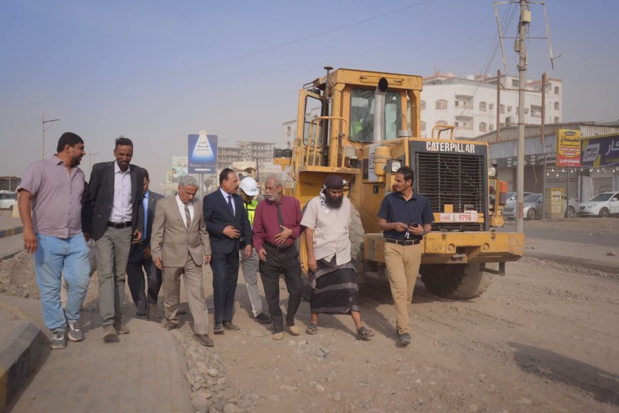 وزير الأشغال يدشن مشروع صيانة وتأهيل خط كورنيش المحافظ في المنصورة 