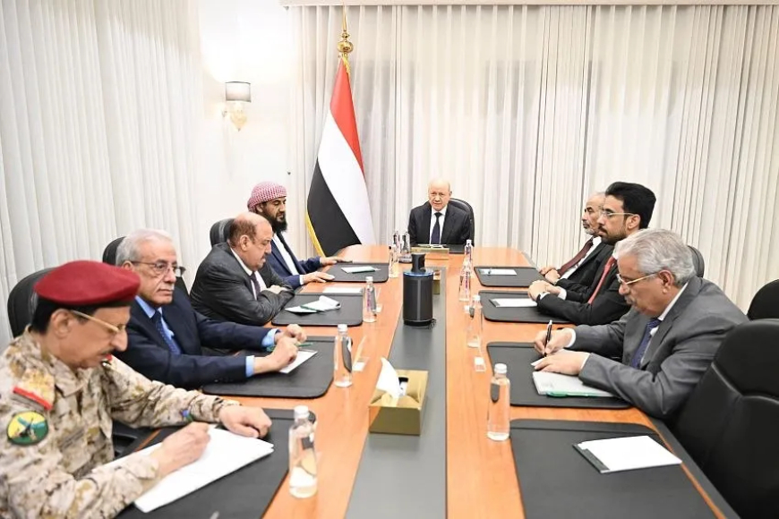 قرار رئاسي جديد.. مجلس الدفاع الوطني يُقر لجنة وزارية لتوحيد تسميات قوات الحكومة الشرعية 