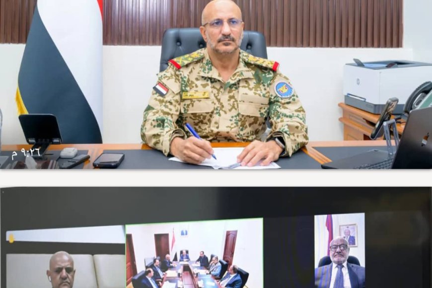الفريق طارق صالح يترأس اجتماعاً حكومياً لمناقشة الجبهات ومواجهة التصعيد
