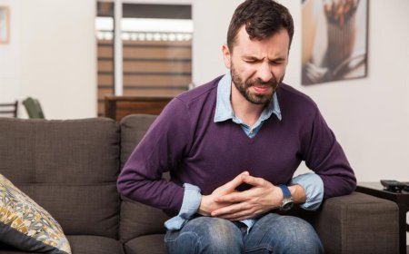 بدون أدوية.. 3 أعشاب مفيدة لعلاج ألم المعدة