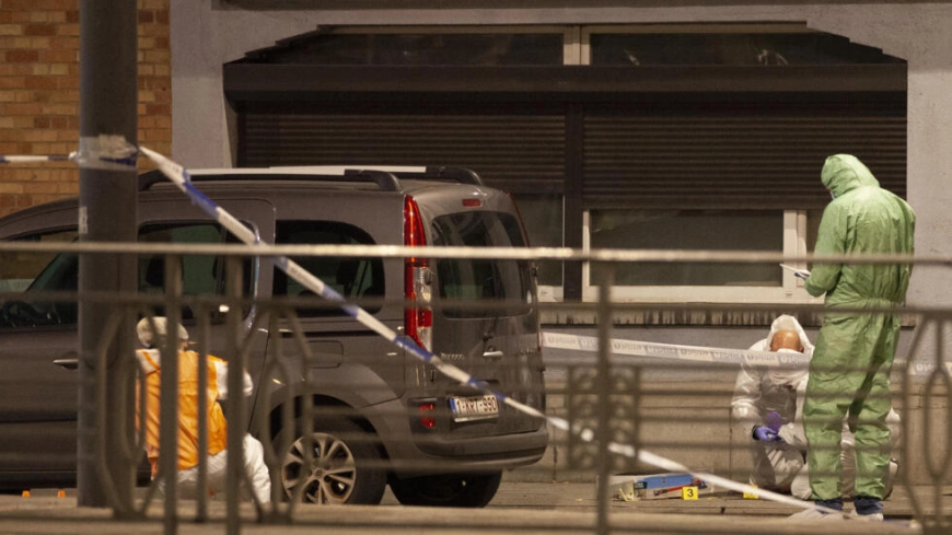 بلجيكا: مقتل مسلح يشتبه في أنه منفذ هجوم بروكسل الذي أودى بحياة مواطنين سويديين