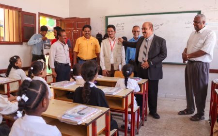 المدير باعباد يدشن مشروع التعليم البديل في مدارس مديرية المكلا بحضرموت