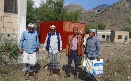 حضور اللجنة المجتمعية ومجلس الآباء إلى مقر استلام عمل مقاولين الترميم بثانوية رخمة بيافع