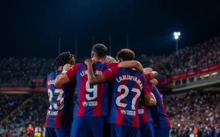 نجم برشلونة يشعل المنافسة بين الهلال والاتحاد