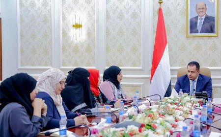 رئيس الوزراء يؤكد حرص الحكومة على توسيع مشاركة المرأة في مواقع صنع القرار