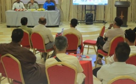 تدشين الدورة التدريبية حول الذكاء الاصطناعي ضمن فعاليات اليوبيل الذهبي لإذاعة سيئون