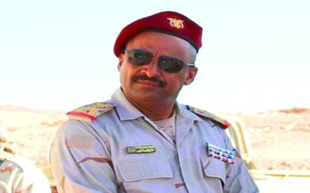 عاجل.. قرارات جمهورية عاجلة.. الرئيس العليمي يعين قائدا جديدا للمنطقة العسكرية الثانية بحضرموت ”الأسماء”