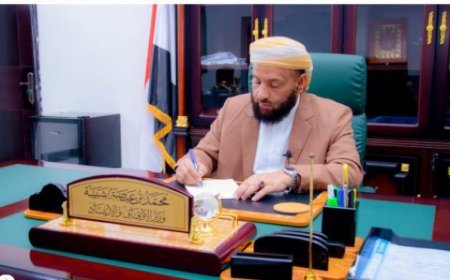 وزير الأوقاف والإرشاد  شبيبة: هناك محاولة لطمس العقيدة الصحيحة والهوية الوطنية واستبدالها بالطائفية