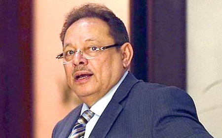 كشف كواليس مخفية عن الوحدة وتحركات صالح والبيض..  الرئيس علي ناصر يقدم رؤيته للسلام في اليمن ويعلق على (رؤية السلام) للقشبري