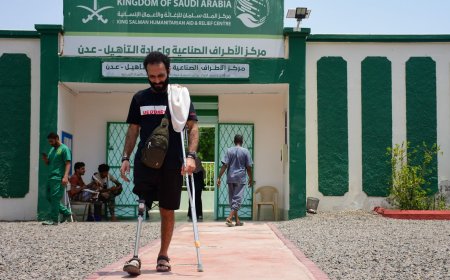 مركز الأطراف الصناعية بعدن يقدم خدماته للمترددين خلال شهر أكتوبر