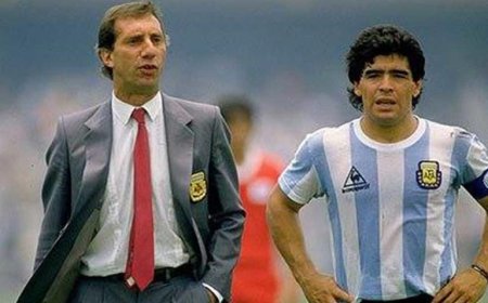 في ذكرى وفاة مارادونا .. كيف استطاع بيلاردو صقل الجوهرة الأغلى في تاريخ الأرجنتين