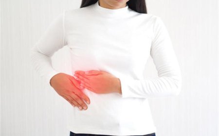 علامات مبكرة تكشف إصابتك بـ التهاب المرارة.. احذرها