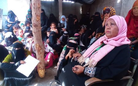 حلقه توعوية في دعم النفسي لمخيمات النازحين نفذها اتحاد نساء اليمن بعدن