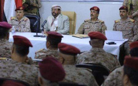 العرادة يدعو لتوحيد الصف الجمهوري ويؤكد: "مأرب قادرة على إحباط كل المؤامرات"