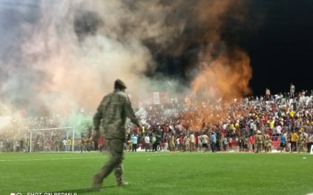 شغب كبير في مباراة التلال والوحدة