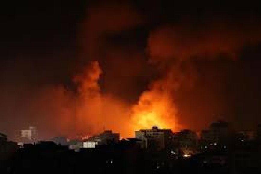 الاحتلال يشن قصفاً عنيفاً على محيط المستشفى الإندونيسي شمال غزة.. تسبب في سقوط شهداء وجرحى