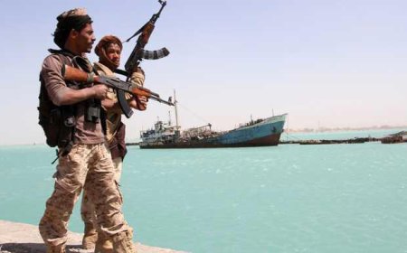 الجيش البريطاني: انفجار قبالة سواحل اليمن في مضيق باب المندب