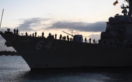 أول تعليق للشركة مالكة السفينة (نمبر ناين) التي قصفها الحوثيون في مضيق باب المندب