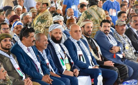 وزير الأوقاف يحضر فعالية إحياء الذكرى السادسة لثورة الثاني من ديسمبر ويجدد دعوته إلى وحدة الصف الجمهوري ضد المليشيات الحوثية 