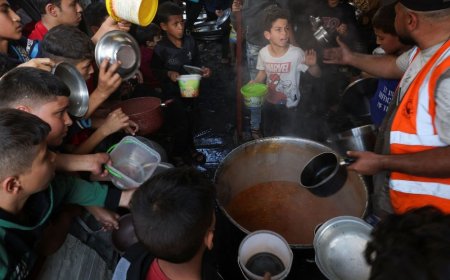 الجوع والعطش يحاصران مليوني فلسطيني في قطاع غزة