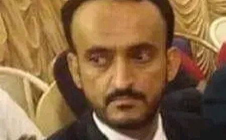 رئـيـس مجلـس الـحـراك الـثـوري بـمـحـافـظـة أبـيـن يـعـزي عـضو الـمـكتـب الـسيـاسـي مـحمـد الـنخعـي بوفـاه والـده