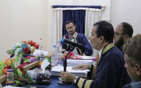 الدكتوراه بامتياز للباحث ماجد الكحلي من جامعة عدن في الدراسات اللغوية