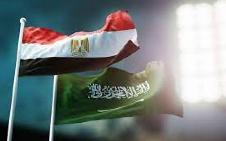 من سلطنة عمان.. قيادات حوثية تهدد أمن مصر والسعودية
