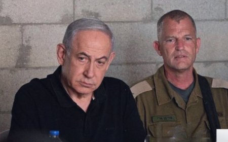 "لن يرد علينا (الغبي المدلل)".. محمد علي الحوثي يعلق على طلب نتنياهو من أمريكا قصف جماعته