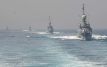   القوات البحرية اليمنية تدخل في تحالف عسكري دولي ضد جماعة الحوثي.. وكالة روسية تكشف تطورات جديدة