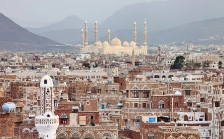 بالتزامن مع استهداف ناقلة في باب المندب.. خبير عسكري يكشف عما ستشهده مناطق سيطرة الحوثي 