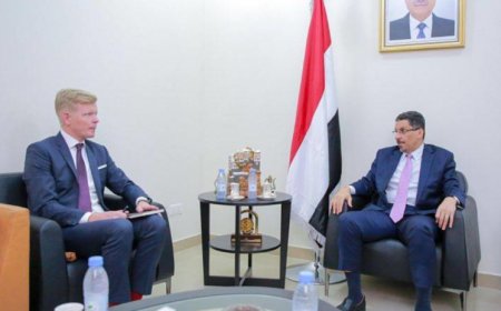 الكشف عن بنود مسودة الاتفاق التي تسلمتها الحكومة والحوثيين للتوقيع عليها وكيف سيتم صرف الرواتب