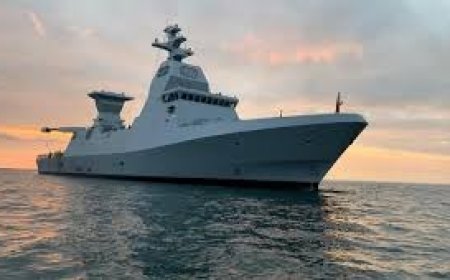 " ساعر 6 ".. السفينة الصاروخية  تتحرك إلى البحر الأحمر .. هل سيزداد الوضع تأزما" !