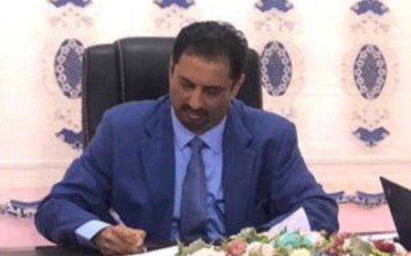 الوكيل الجفري يعزي في وفاة وزير الاتصالات الدكتور نجيب العوج 