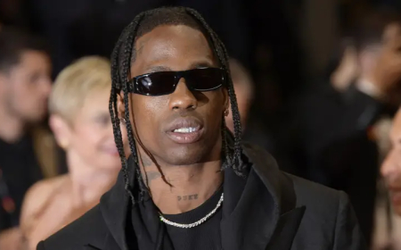 رغم طقوسه الماسونية.. ترافيس سكوت لأول مرة في الرياض