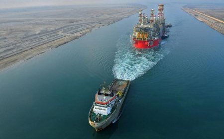 بالأرقام.. الكشف عن عدد السفن التي غيرت مسارها بسبب تهديدات الحوثي في باب المندب