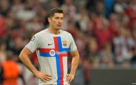 صحيفة: برشلونة مهدد بالإبعاد عن دوري الأبطال بسبب "فوضى" مالية