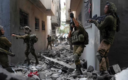 بالفيديو.. جندي إسرائيلي يعترف بمقتل عدد كبير من زملائه ويكشف السبب.. ماذا قال؟