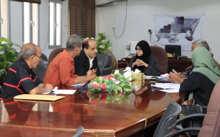 مدير عام دارسعد يناقش مع مدير عام مكتب التخطيط والتعاون الدولي بعدن_ البرنامج الاستثماري لعام 2024