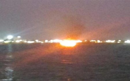 "الأميرة ابتسام" تفحمت.. حريق هائل يلتهم مركب صيد بجنوب سيناء