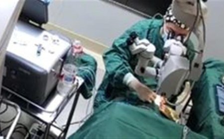 فيديو صادم.. طبيب يضرب مريضة في رأسها أثناء الجراحة وهذا ما حدث له