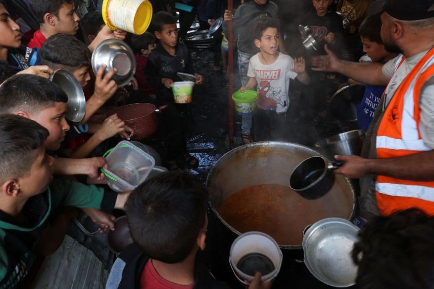 الجوع والعطش يحاصران مليوني فلسطيني في قطاع غزة